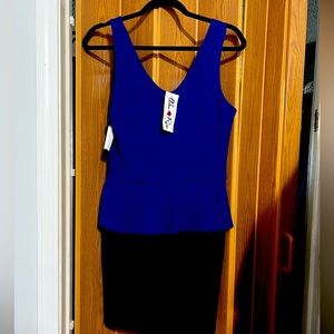Womens mini stylish dress- size L - new never worn with tags